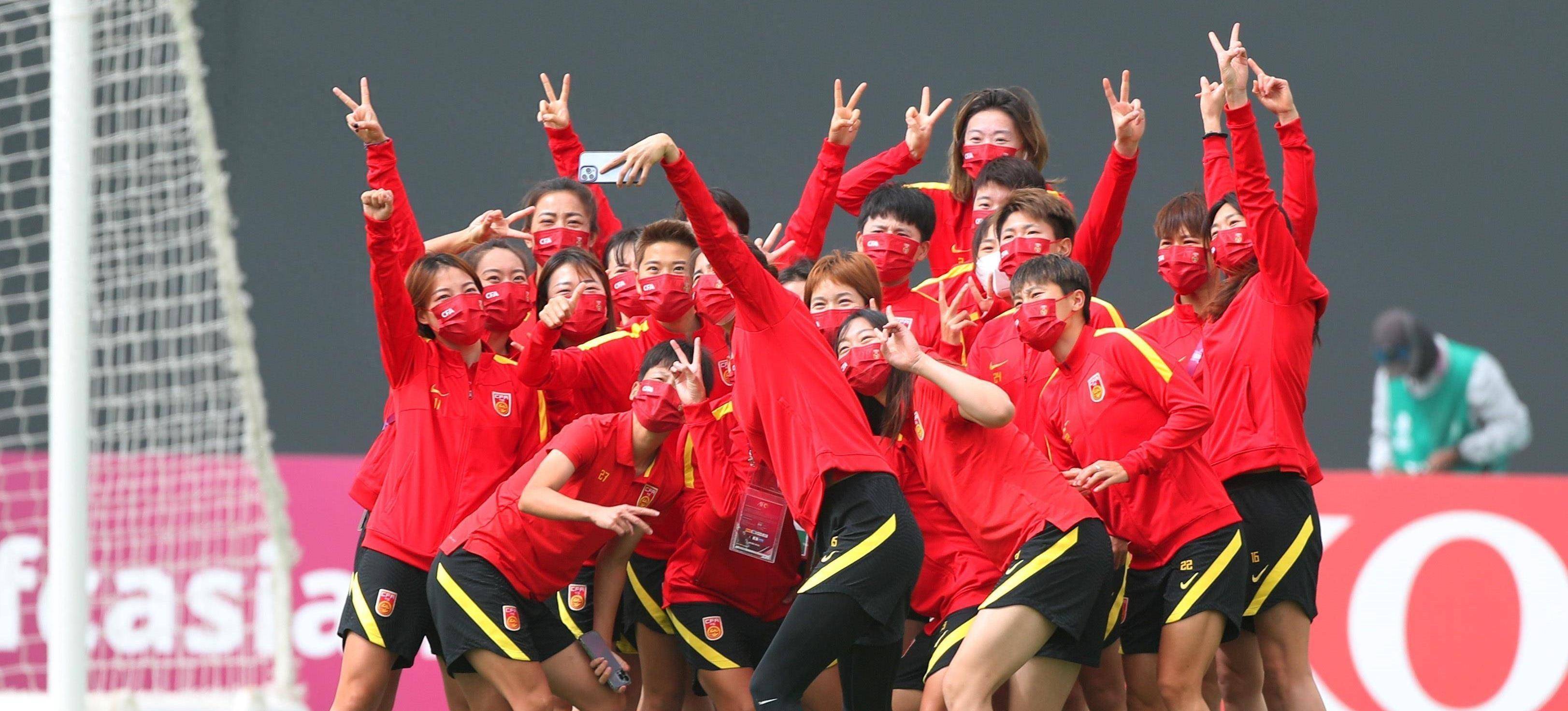 包含亚洲足球俱乐部锦标赛的精彩瞬间再度掀起热议的词条