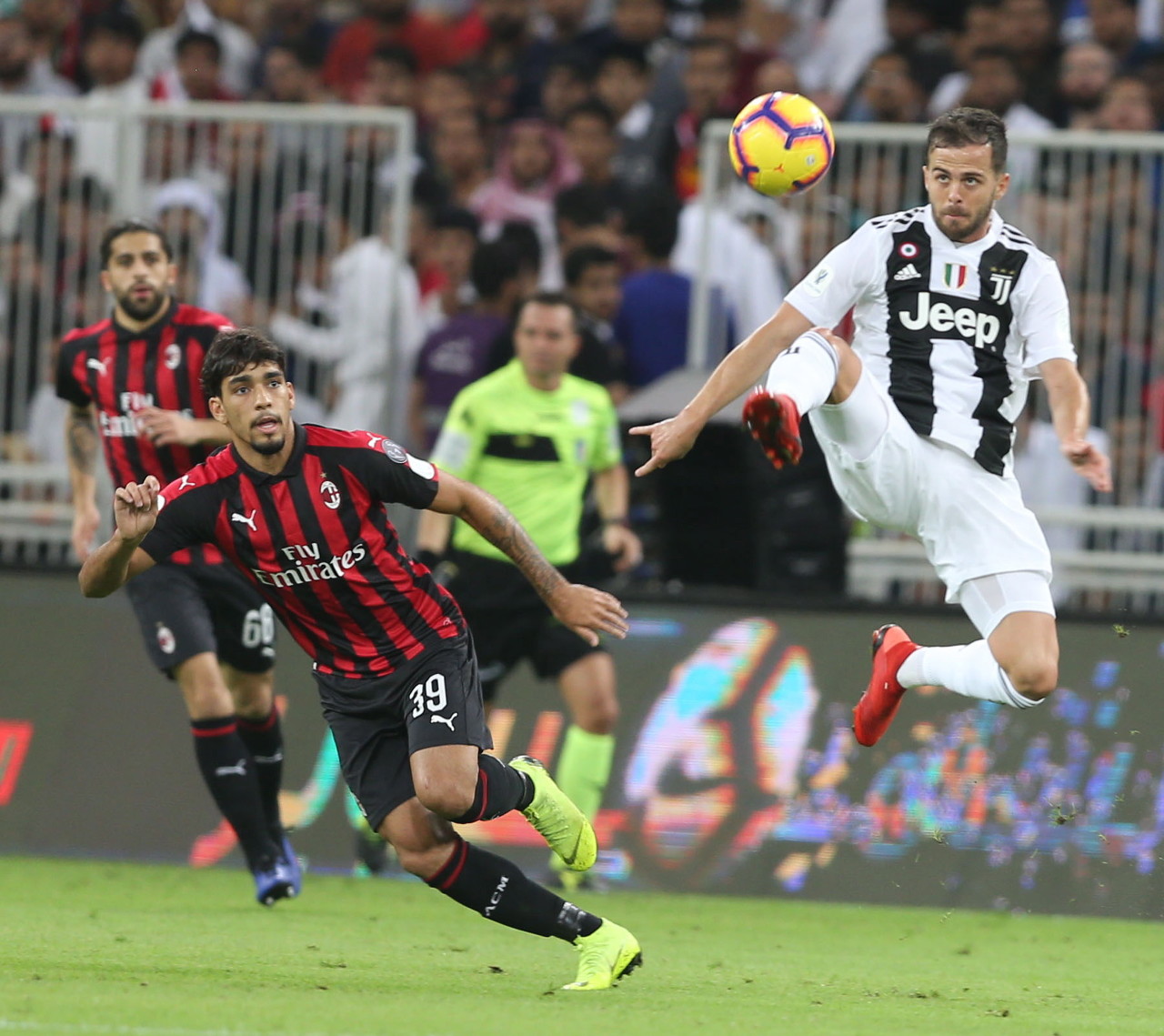 开云官网-包含里昂联手瓦伦西亚引进年轻有为球员的词条