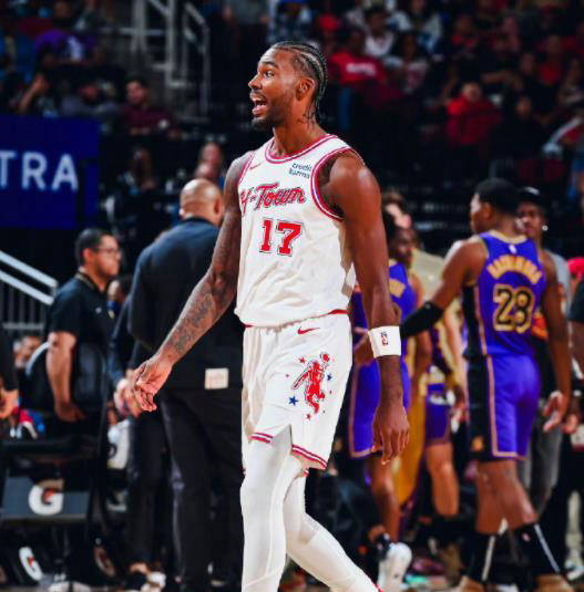 开云体育在线-捷克女足领队谈比赛策略，争取胜利