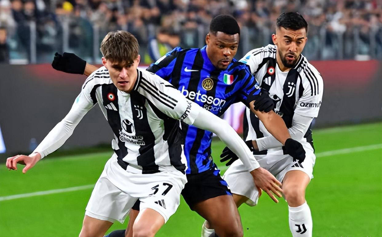 开云下载-包含尤文图斯新援表现出色成为球队焦点的词条