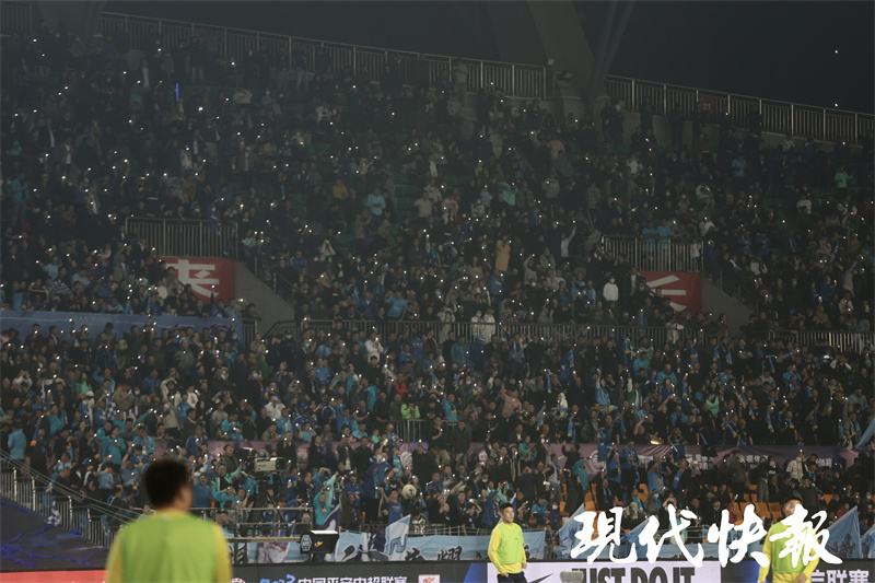 PSG客战遭遇骚扰，球队维权声浪起的简单介绍