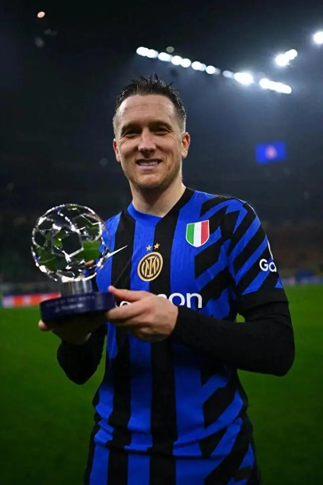 贝桑松队连胜法甲对手，奠定领先地位