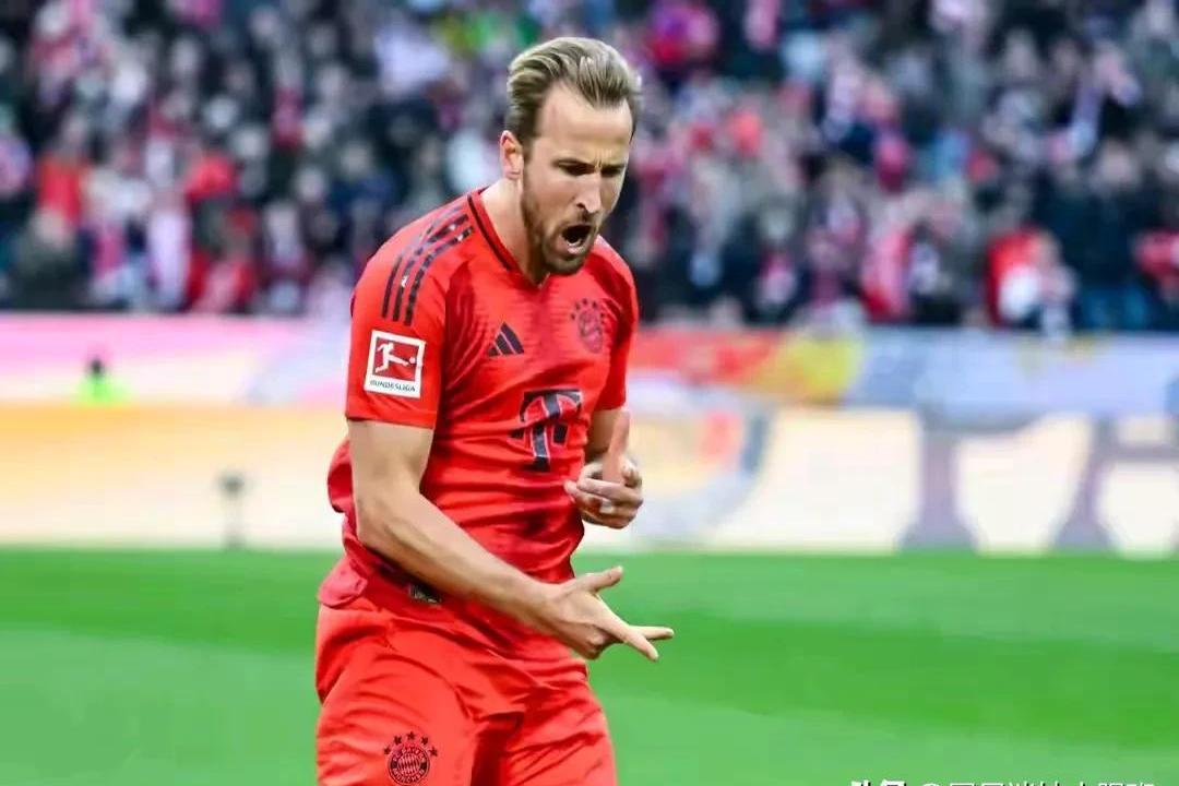 开云官网-凯恩首秀梅开二度，那不勒斯击败皮亚琴察