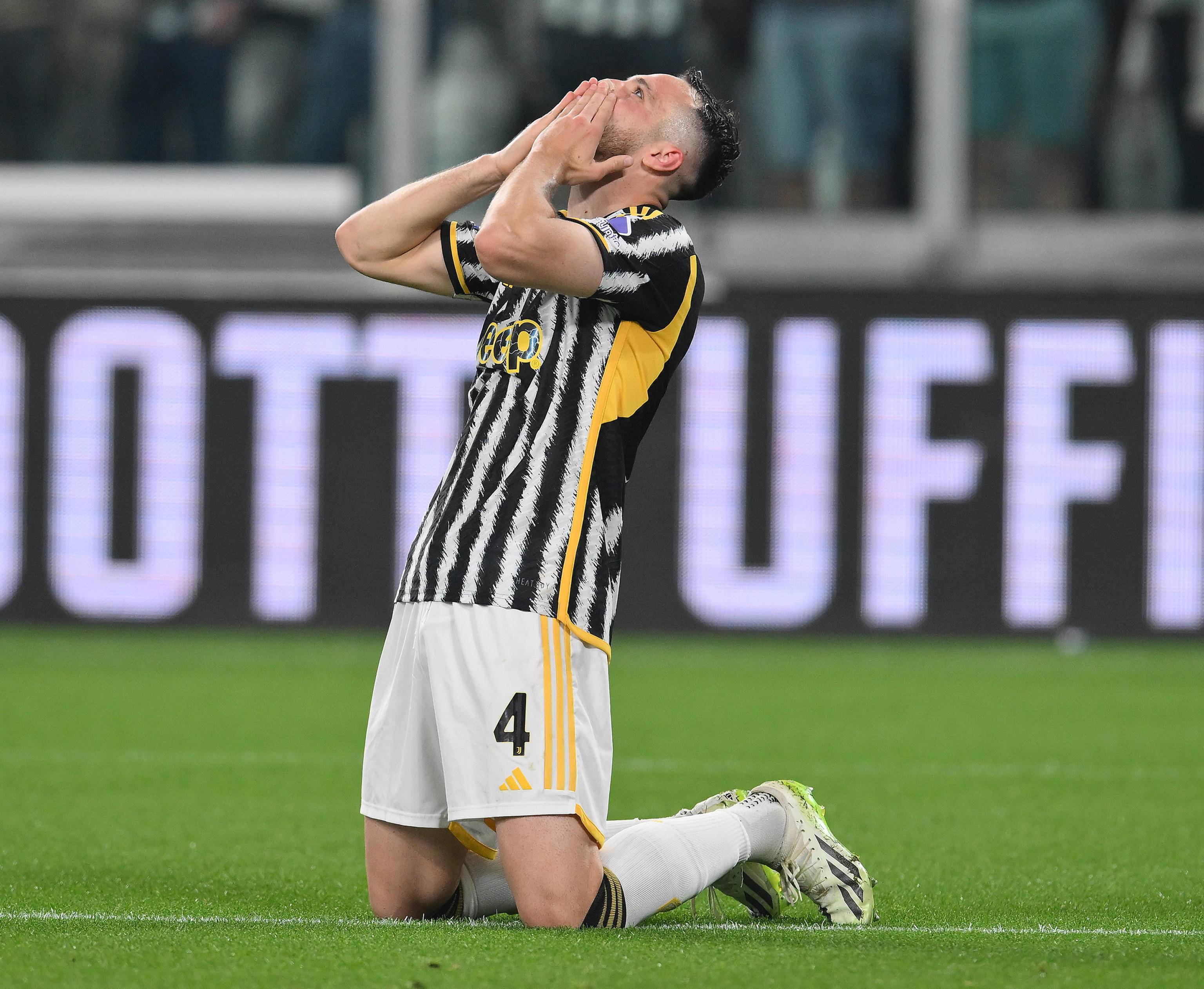 开云体育在线-尤文图斯客场告捷，欧冠之旅风生水起