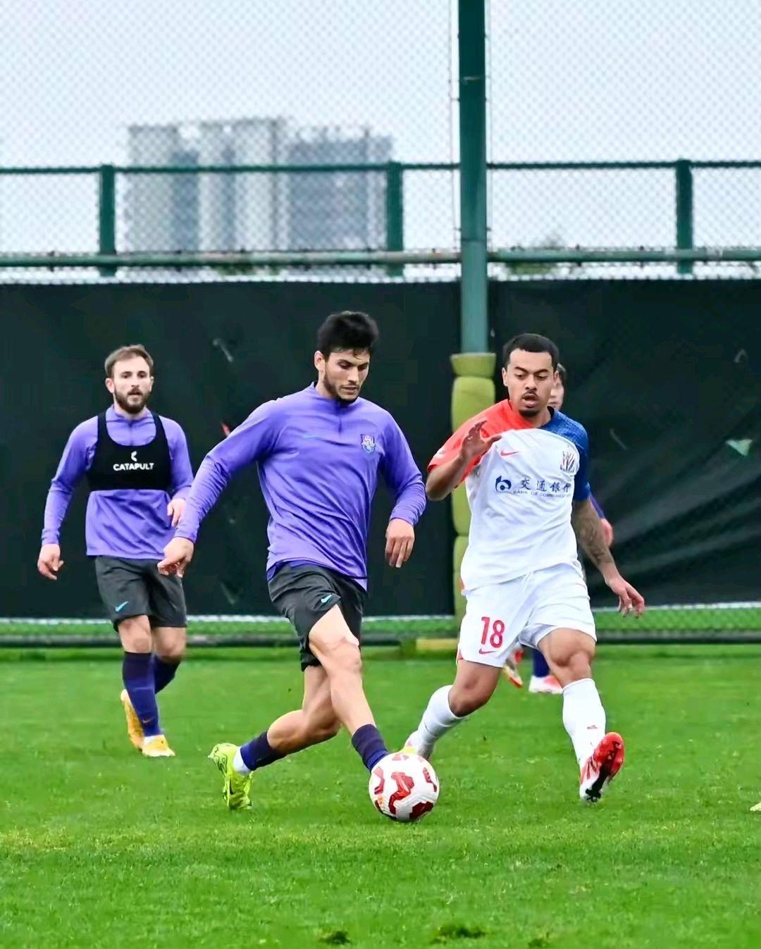 申花大捷，士气高昂