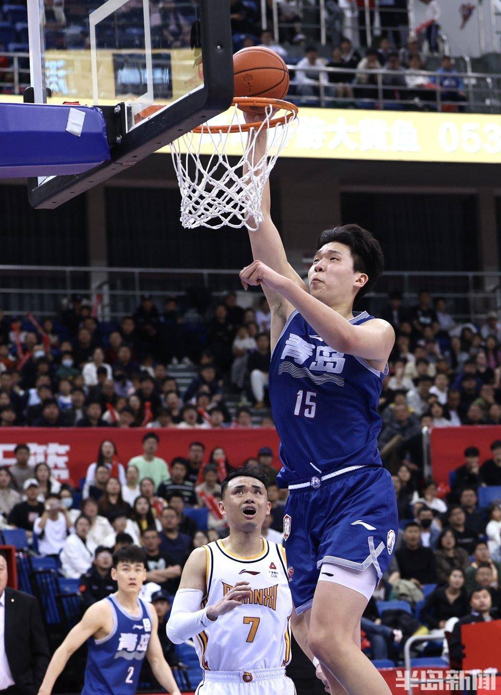 开云下载-青岛队迎战山西，努力争夺胜利的简单介绍