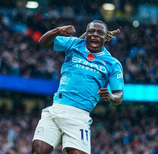 曼城冲击联赛榜首，球员士气高昂