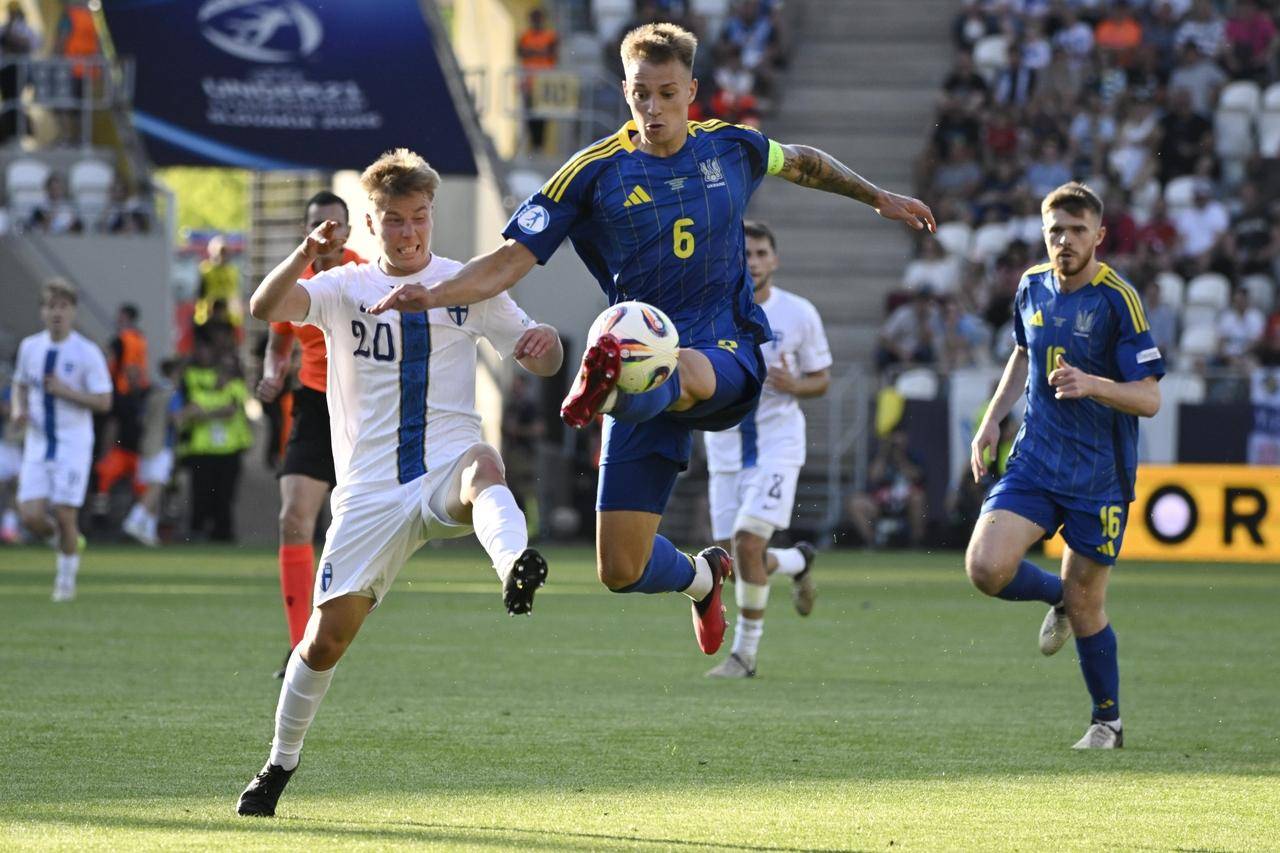 法国主场战平乌克兰，保持小组领先