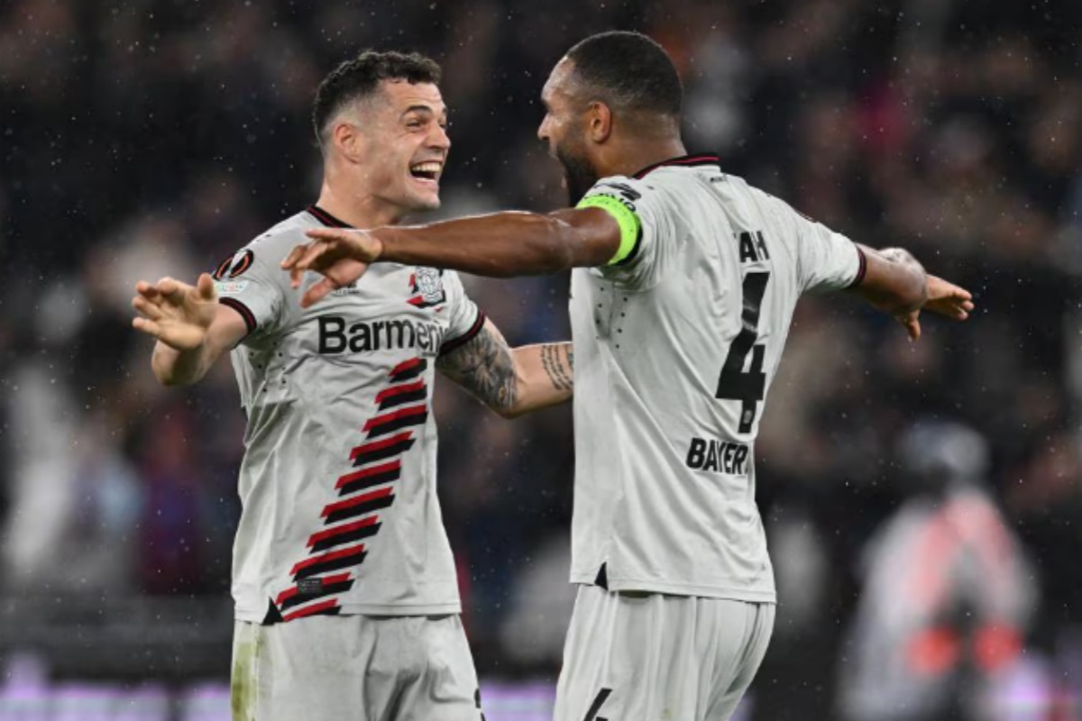 开云体育-法兰克福在客场击败了勒沃库森，取得三分