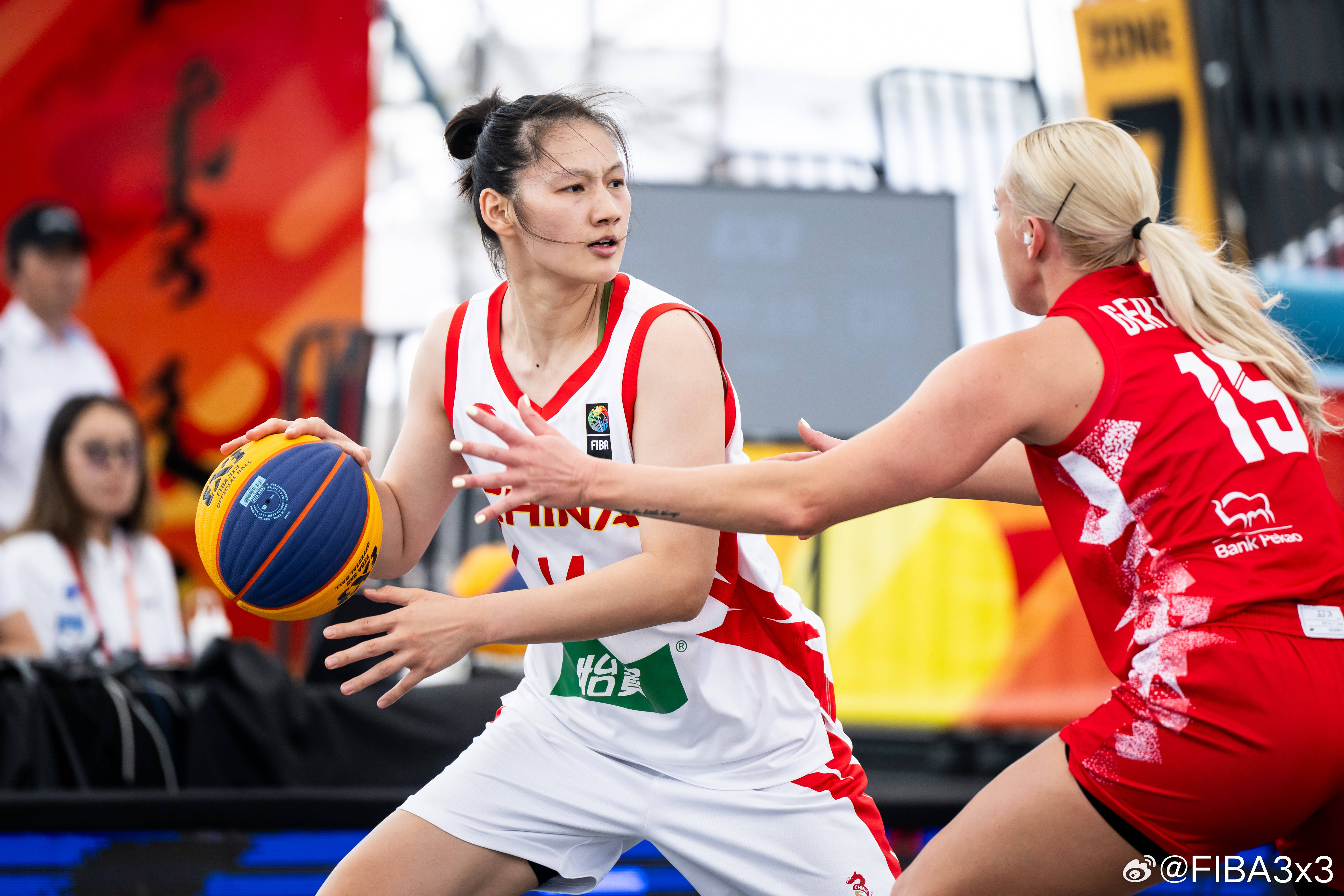 女子篮球赛场绝地逆袭！法国队力夺冠军！的简单介绍