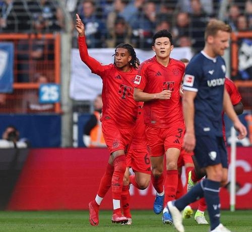 尤文图斯将挑战曼联，争取进一步晋级的简单介绍