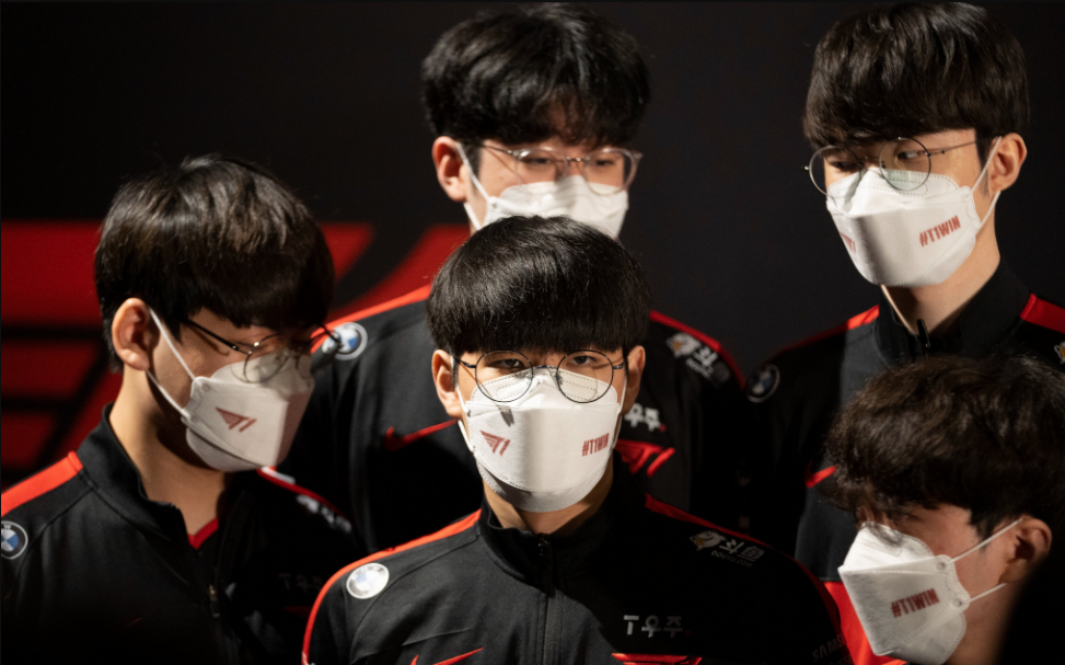 开云体育登录-DFM横扫RNG，Knight极限生还后反打激烈交锋小组赛，锁定晋级资格的简单介绍