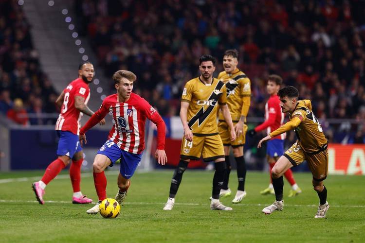 皇家社会主场大胜皇家马德里，巴尔韦德梅开二度的简单介绍