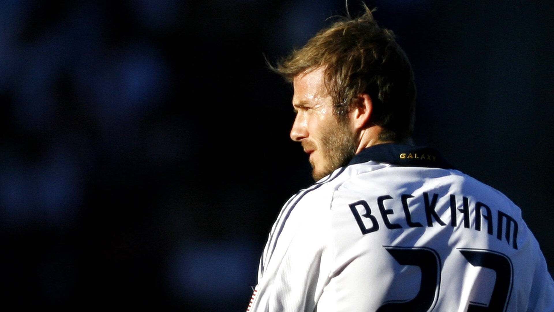 开云APP-铁血奇才上演末节风暴，德罗赞关键接管，世界排名之争掀波澜