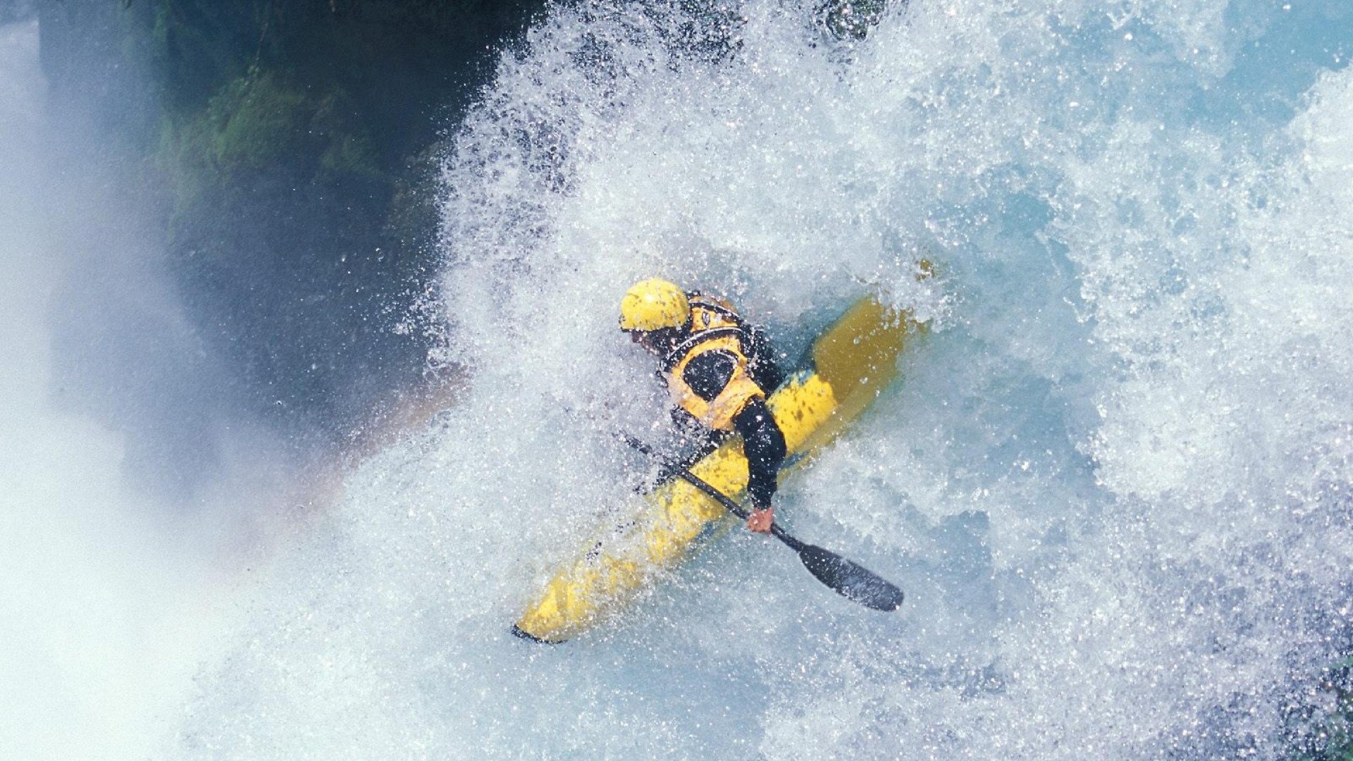 轰鸣与绽放,F1巴林揭幕战与雷霆逆转篮网的双重奏