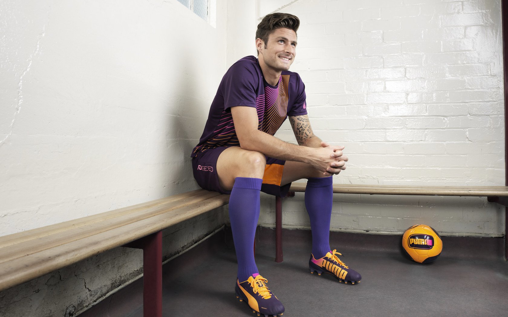 黑铁之躯,高诗岩如何在熔炉中锻出步行者的胜利脊梁